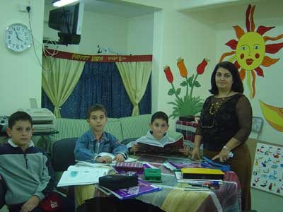 Pupils and lessons at Hana’s Arabic school in Limassol